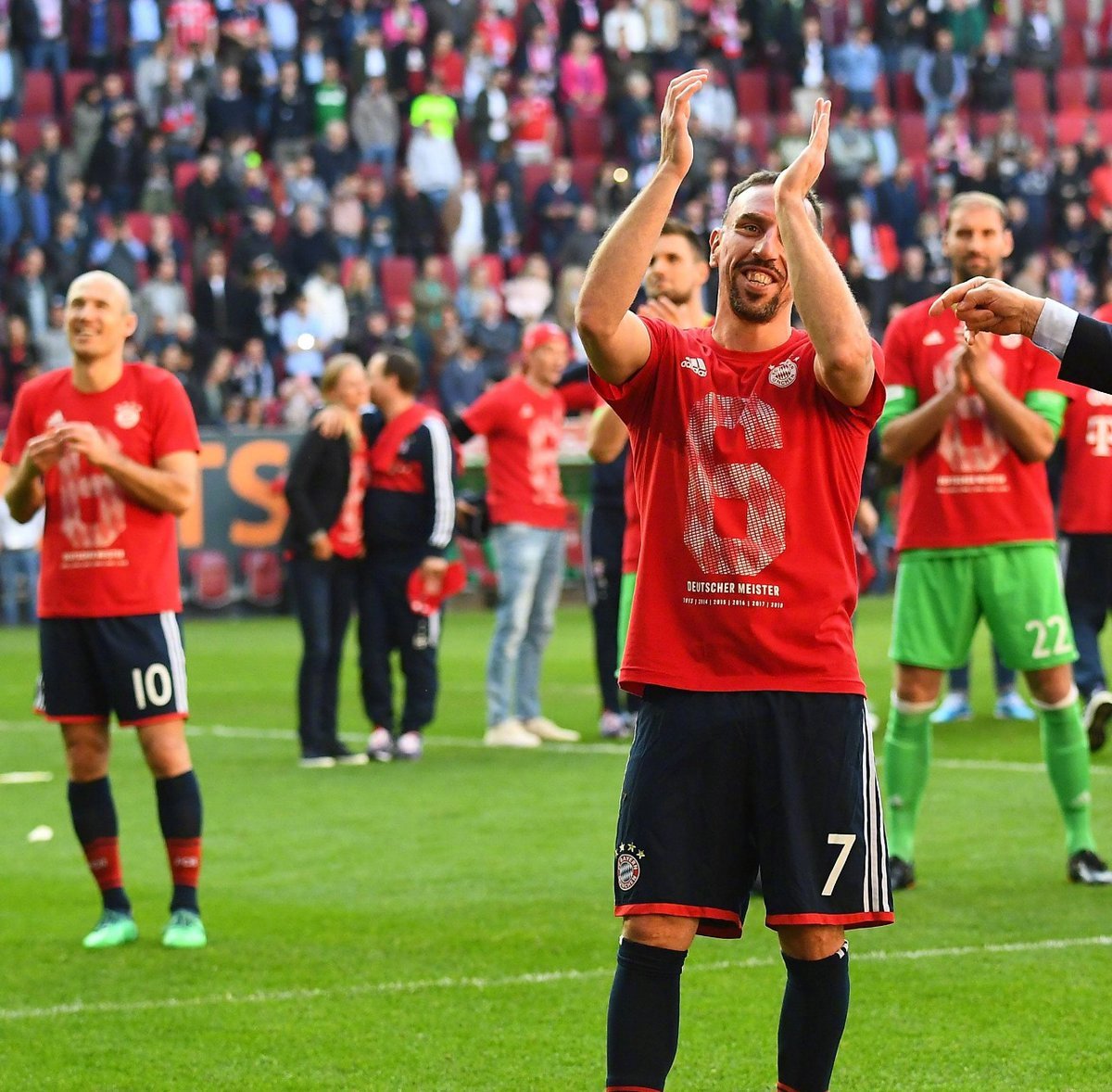 U8-里程碑夜！布莱顿绝杀压哨，德甲窗口期刷纪录，震撼外界，团队化学反应显著(德莱顿的三种基本翻译方法)