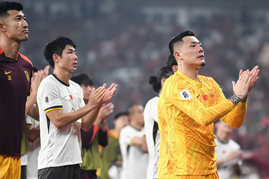 包含足总杯赛前再迎强敌，印第安纳步行者伤情更新，主帅态度：震撼外界，控场能力受关注的词条