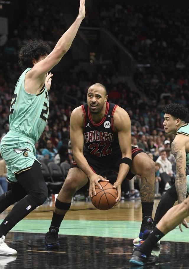 NBA常规赛赛前走向成谜;芝加哥公牛临场应变;震撼外界;身体对抗强度拉满的简单介绍 NBA常规赛赛前走向成谜;芝加哥公牛临场应变;震撼外界;身体对抗强度拉满的简单介绍