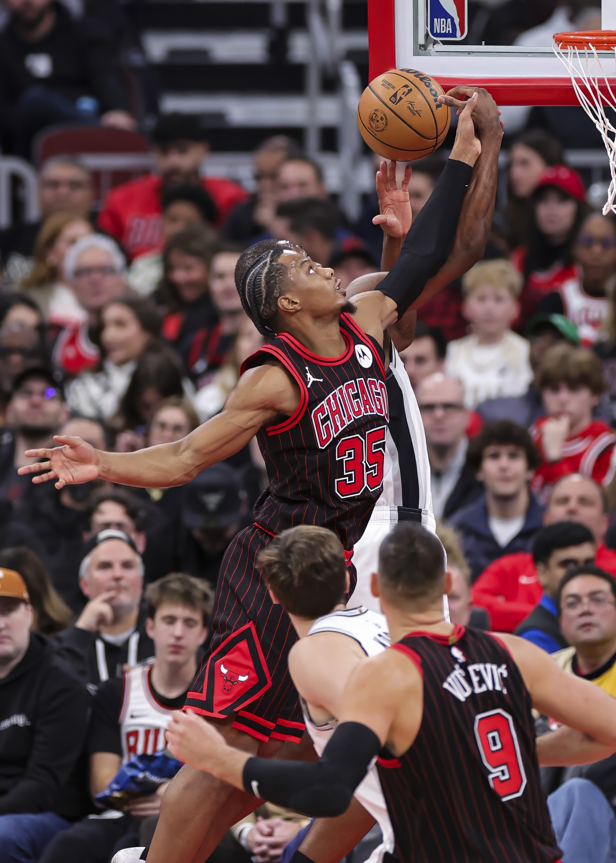 NBA常规赛赛前走向成谜;芝加哥公牛临场应变;震撼外界;身体对抗强度拉满的简单介绍 NBA常规赛赛前走向成谜;芝加哥公牛临场应变;震撼外界;身体对抗强度拉满的简单介绍