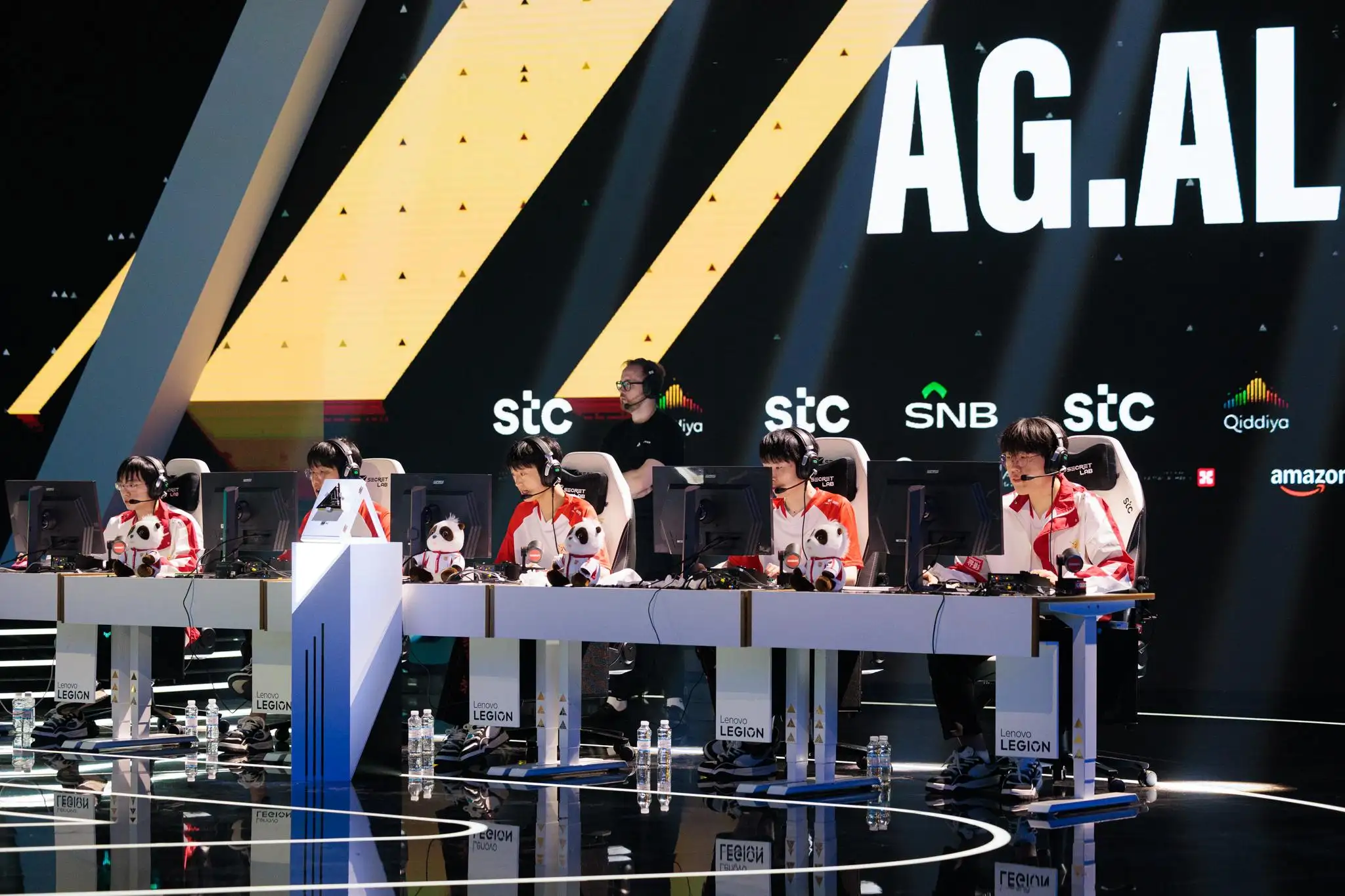 U8国际-Scout连续三场比赛得分超过精彩发挥，RNG挑战极限！的简单介绍